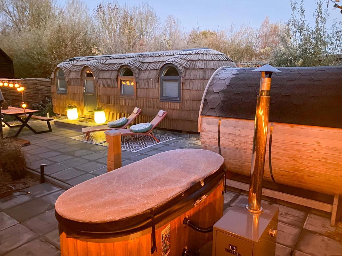 Bed & Wellness Klein Knorrestein With Private Hottub And Sauna And Tandembike Rental Included In Price Almere Dış mekan fotoğraf